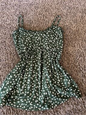 American Eagle Outfitters Green Floral Cami Top